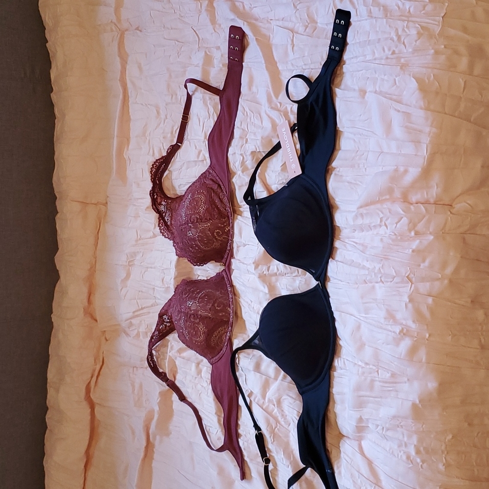 Third love 34 c 1/2 bras x2